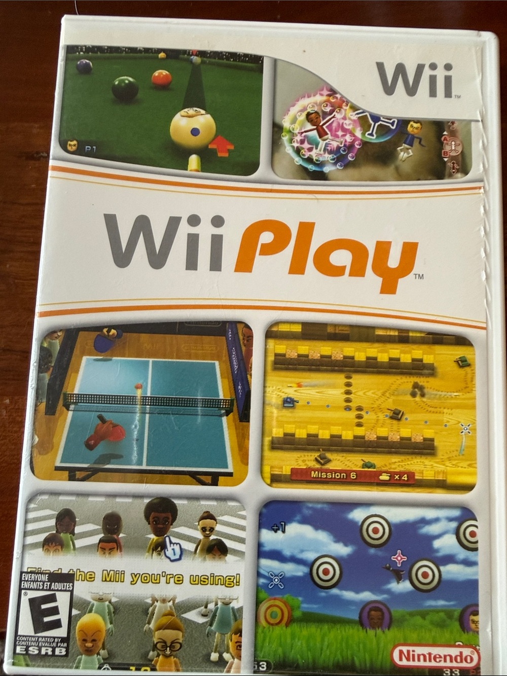 Nintendo WiiPlay Video Game - White, Orange, Yellow, Green, Blue